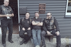 Uhl Customs